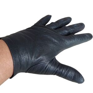 Vintage Leather Shortie Unlined Gloves with split opening in back